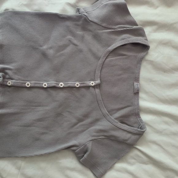 Brandy Melville Button Down Short Sleeve Top - Picture 1 of 3